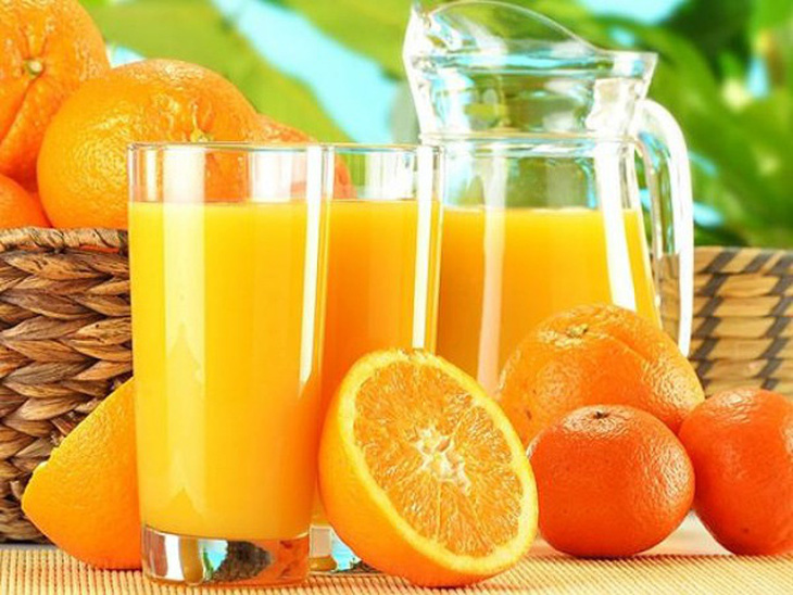Nước cam là thức uống bổ dưỡng được nhiều người yêu thích - Ảnh minh họa