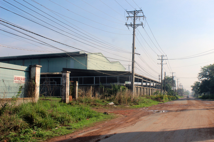 Hàng chục cơ sở sản xuất kinh doanh xây ‘lụi’ ở Đồng Nai - Ảnh 1.
