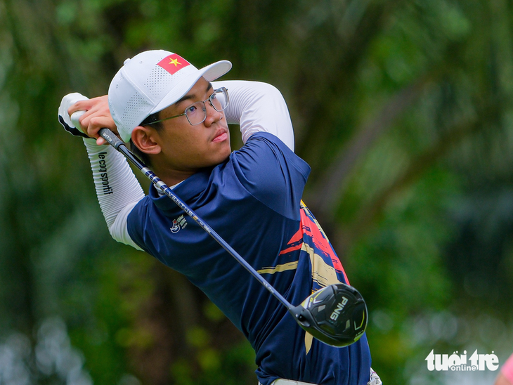 Golfer Lê Khánh Hưng toàn thắng các trận cá nhân ở SEA Games - Ảnh: NAM TRẦN