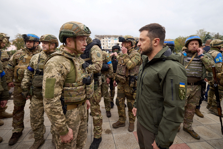 Ukraine phấn chấn với thành công bước đầu ở Bakhmut - Ảnh 1.