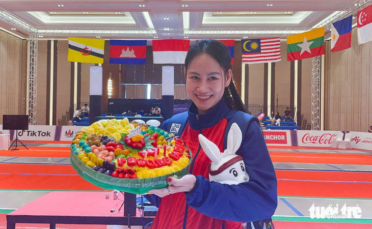 Giành huy chương vàng, nữ kiếm thủ Việt Nam được chủ nhà tổ chức sinh nhật - Ảnh 1.