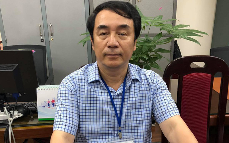 Cựu cục phó quản lý thị trường Trần Hùng bị đưa ra xét xử về tội nhận hối lộ