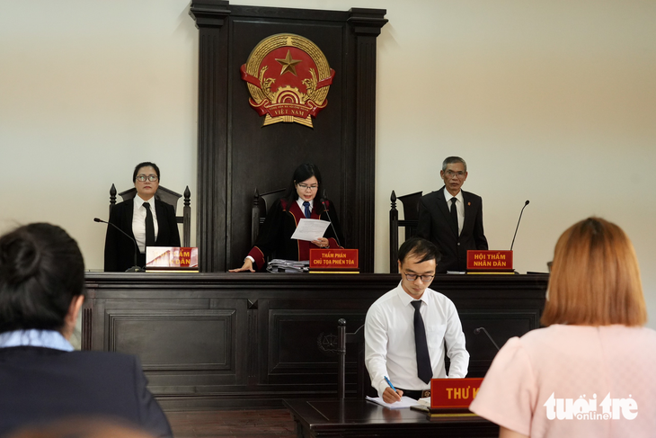 Cuối tháng 5, xử lại vụ tranh chấp giữa hoa hậu Thùy Tiên và bà Đặng Thùy Trang - Ảnh 1.