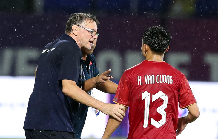 Tranh HCĐ bóng đá nam SEA Games 32: Không nhiều người tin U22 Việt Nam thắng Myanmar - Ảnh 1.