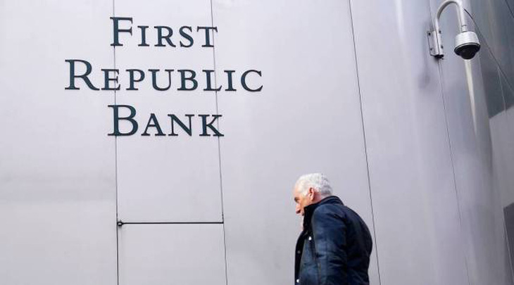 First Republic của Mỹ sụp là do bị lây từ các ngân hàng khác - Ảnh 1.