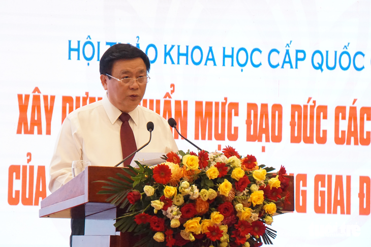 Ông Nguyễn Xuân Thắng - giám đốc Học viện Chính trị Quốc gia Hồ Chí Minh - phát biểu khai mạc hội thảo - Ảnh: T.ĐIỂU
