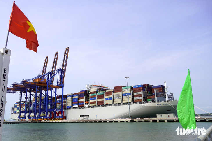 Siêu tàu container cập cảng Cái Mép - Thị Vải tháng 3-2023 - Ảnh: ĐÔNG HÀ