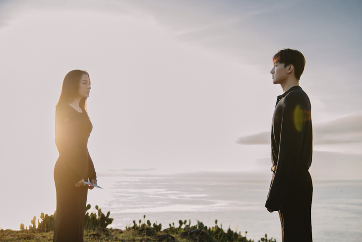 Bảo Anh bắt tay với ê kíp Hàn Quốc quay MV mới tuyệt đẹp tại Phú Yên - Ảnh 3.