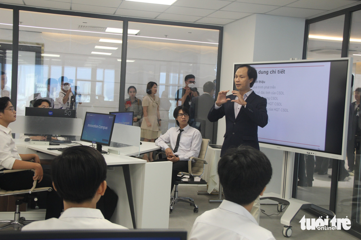 Samsung mang chương trình giáo dục công nghệ toàn cầu đến miền Trung - Ảnh 3.