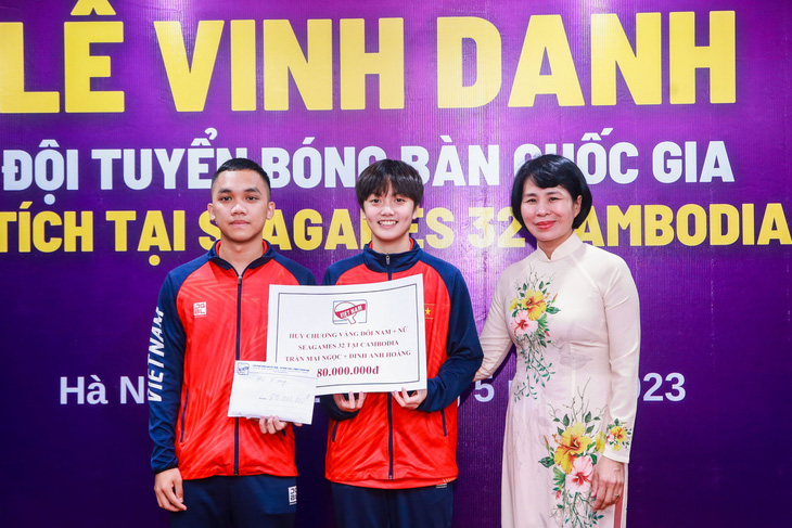 Đội tuyển bóng bàn Việt Nam được thưởng hơn 600 triệu đồng sau SEA Games - Ảnh 1.