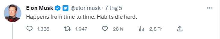 Cô gái loay hoay đổ xăng cho xe điện, Elon Musk cũng phải chú ý - Ảnh 2.