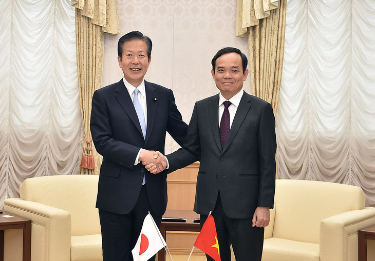 Phó thủ tướng Trần Lưu Quang gặp Chủ tịch Đảng Công minh Yamaguchi Natsuo - Ảnh: Bộ Ngoại giao cung cấp