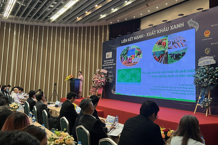 Hội nghị Kết nối thông tin thị trường xuất khẩu với chủ đề &quot;Nông sản Việt Nam vươn xa&quot; diễn ra tại TP.HCM ngày 26-5- Ảnh: THẢO THƯƠNG