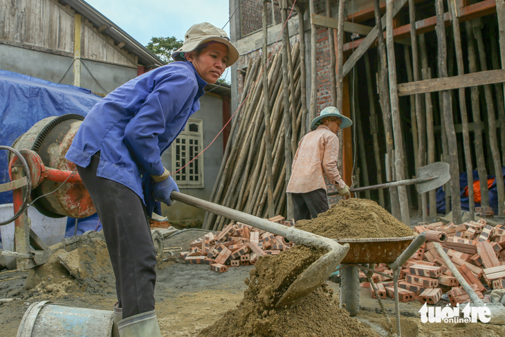 Đề xuất hỗ trợ lao động tự do đóng bảo hiểm tai nạn - Ảnh 3.