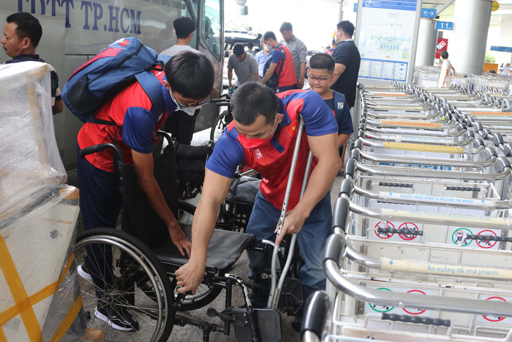 Đoàn thể thao người khuyết tật Việt Nam dự ASEAN Para Games 12 - Ảnh 2.