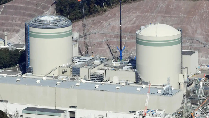 Nhật Bản mở đường cho công nghiệp điện hạt nhân trở lại - Ảnh 1.