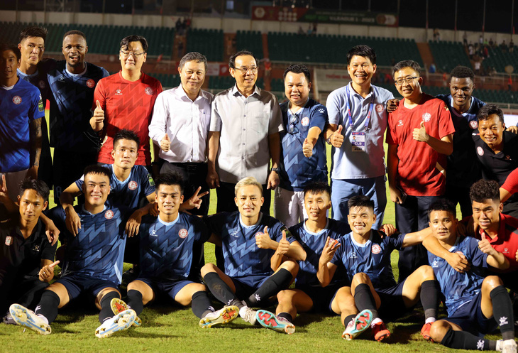 CLB TP.HCM đẩy SHB Đà Nẵng xuống cuối bảng V-League 2023 - Ảnh 2.