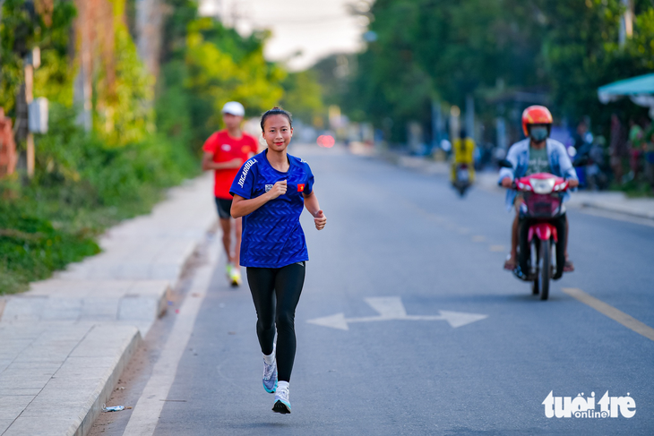 VĐV marathon lo ‘sốt vó’ vì chủ nhà Campuchia chưa công bố đường chạy - Ảnh 3.
