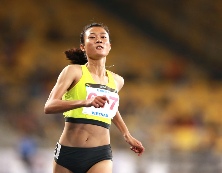Lê Tú Chinh sẽ tham dự nội dung tiếp sức 4 x 100m nữ SEA Games - Ảnh 1.