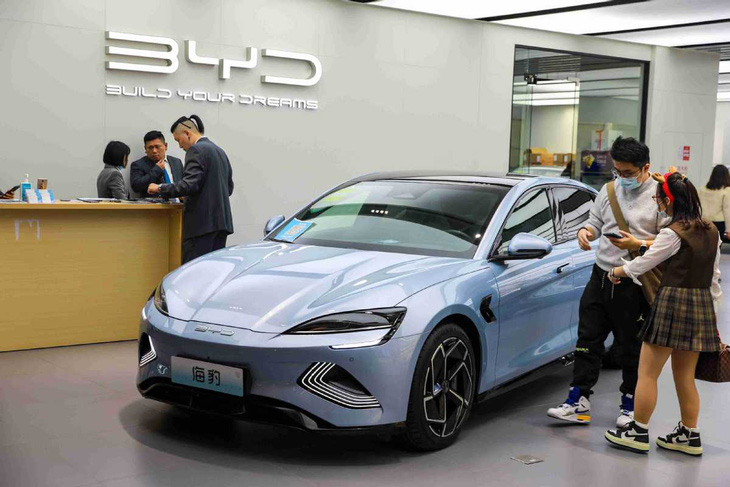 中國最大的電動汽車公司比亞迪希望在越南建廠，擴大其超越特斯拉的雄心 - 照片 3。