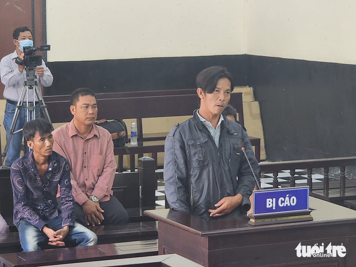 Lần đầu tiên tỉnh Tiền Giang xét xử ‘cát tặc’ và tuyên phạt 1 năm tù - Ảnh 1.