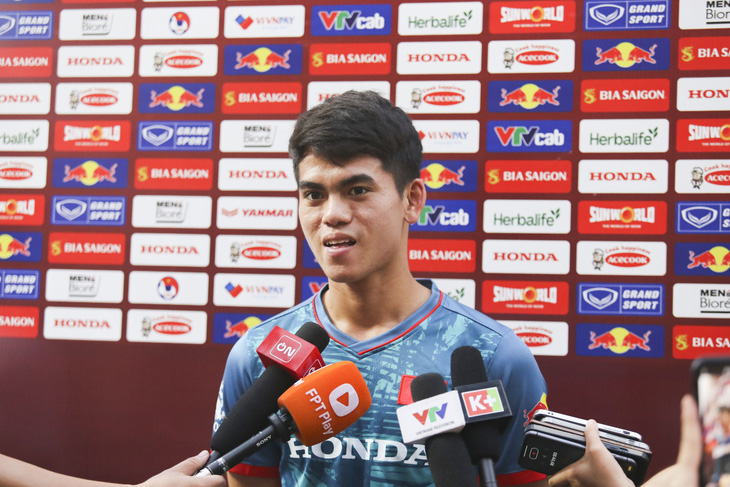 Quang Hải: Cường độ tập luyện ở đội tuyển Việt Nam cao hơn Pau FC - Ảnh 3.