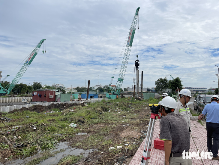 Phấn đấu 30-4-2025 hoàn thành dự án kênh Tham Lương - Bến Cát - rạch Nước Lên - Ảnh 3.