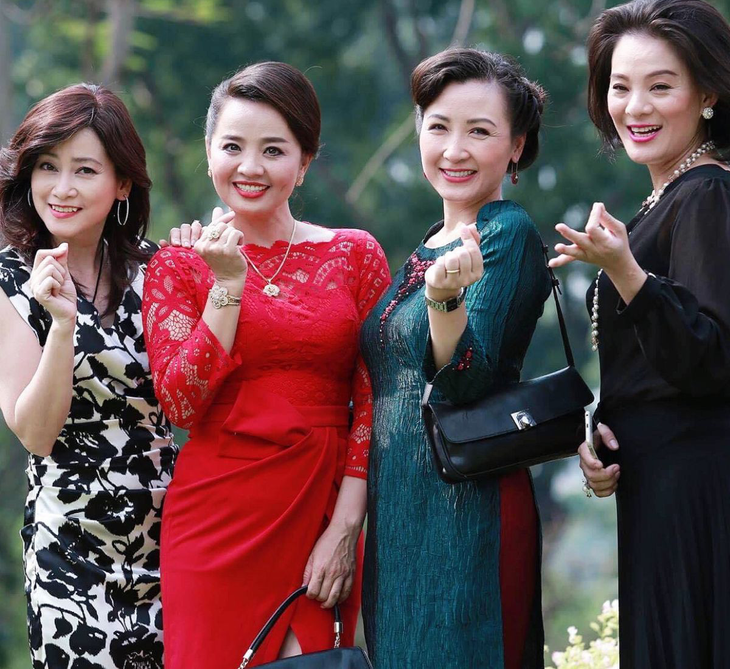 Top những bà mẹ độc lạ nhất màn ảnh Việt - Ảnh 12.