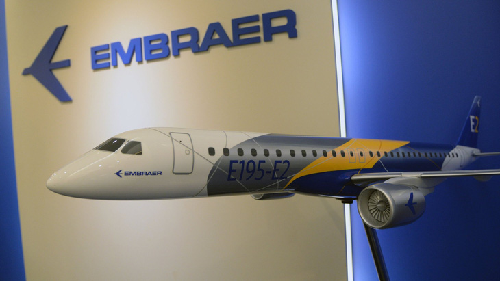 Máy bay Embraer E195-E2