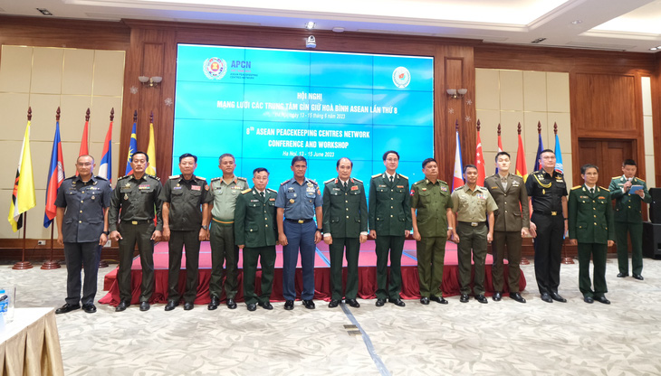 Việt Nam lần đầu đảm nhận chủ tịch Trung tâm gìn giữ hòa bình ASEAN - Ảnh 2.