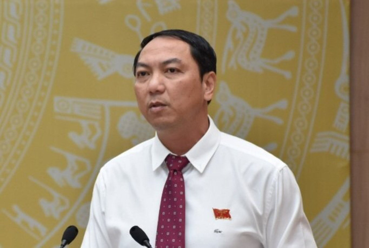 Khiển trách chủ tịch tỉnh Kiên Giang, cảnh cáo thứ trưởng Bộ Xây dựng - Ảnh 1.