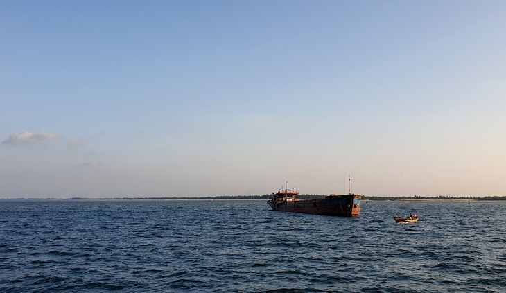 Đường bờ biển dài hơn 75km với lượng gió ổn định là lợi thế để tỉnh Quảng Trị phát triển điện gió ngoài khơi trong tương lai - Ảnh: Q.NAM