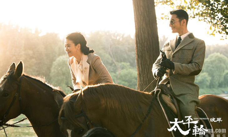 Ảnh cưới cũ Song Hye Kyo và Huỳnh Hiểu Minh bất ngờ hot trở lại - Ảnh 3.