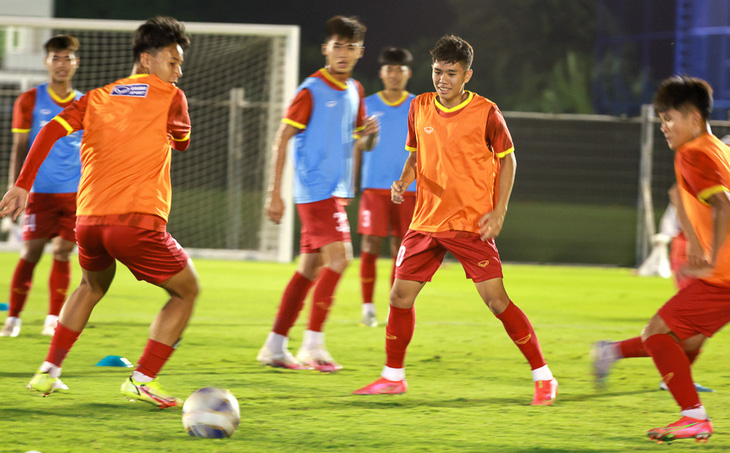 Trực tuyến U17 Việt Nam - U17 Ấn Độ (19h): Quyết tâm giành 3 điểm - Ảnh 1.