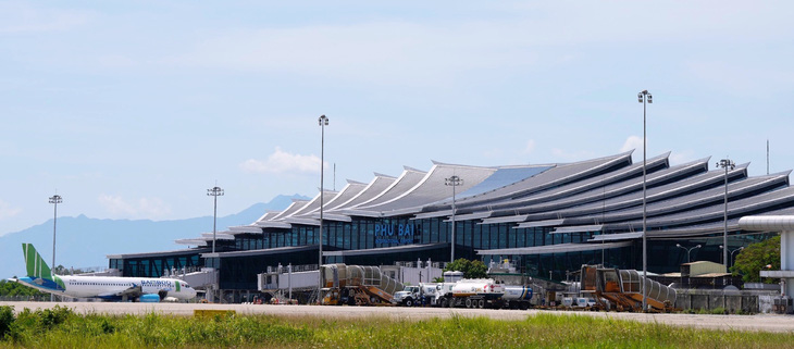 Nhà ga hành khách T2 ở sân bay Phú Bài (Thừa Thiên Huế) nhìn từ bên ngoài - ACV