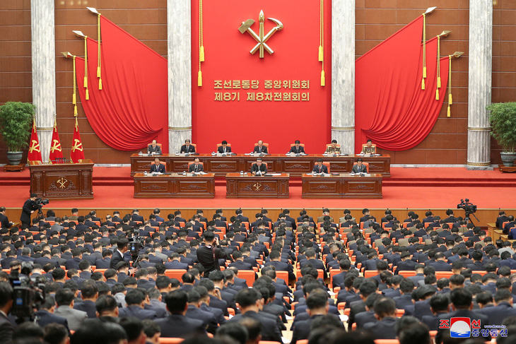 Triều Tiên họp đảng để đối phó tình hình quốc tế thay đổi - Ảnh 1.