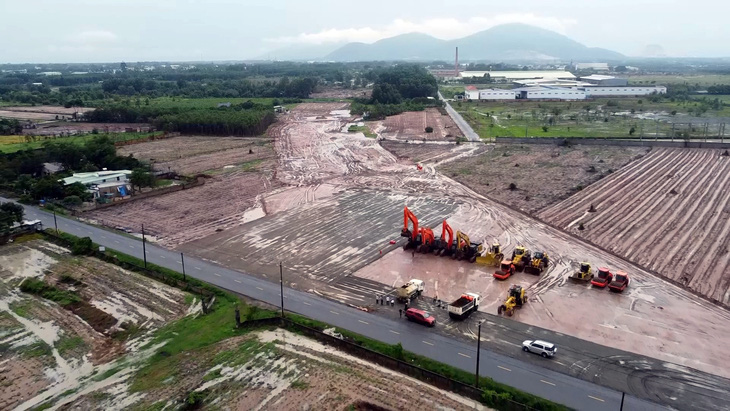 Chủ tịch UBND TP Phan Văn Mãi: Người dân hãy là đồng tác giả đường vành đai 3 TP.HCM - Ảnh 4.