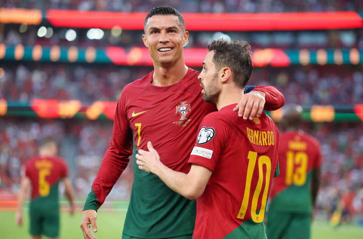 Đá trọn 90 phút, Ronaldo không sút lần nào trong chiến thắng của Bồ Đào Nha - Ảnh 1.