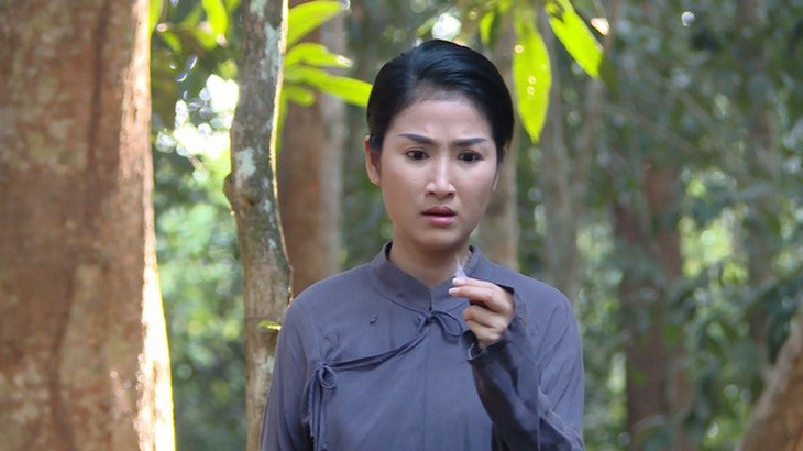 Nữ chính số khổ trong phim Việt top 1 rating gây tranh cãi vì trang điểm quá kỹ - Ảnh 8.