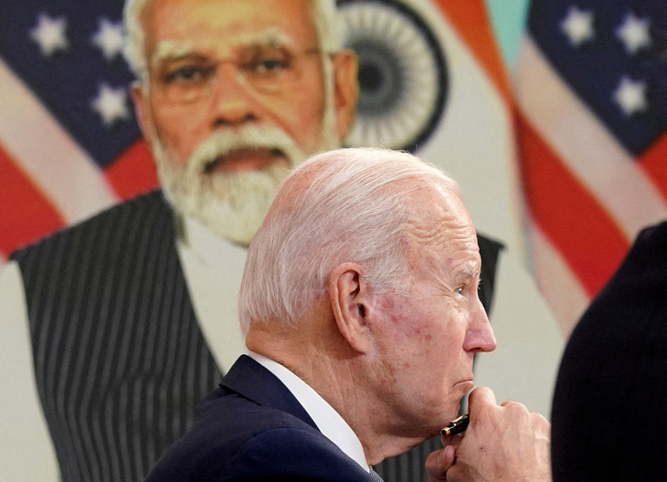Tổng thống Mỹ Joe Biden họp trực tuyến với Thủ tướng Ấn Độ Narendra Modi hôm 11-4-2022 - Ảnh: REUTERS