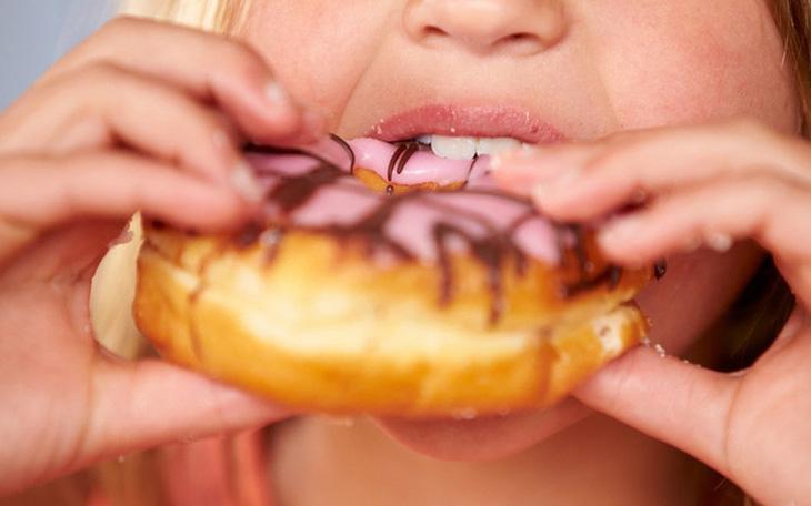Trẻ mập mạp, thừa cân cần ăn như thế nào để tránh bệnh?