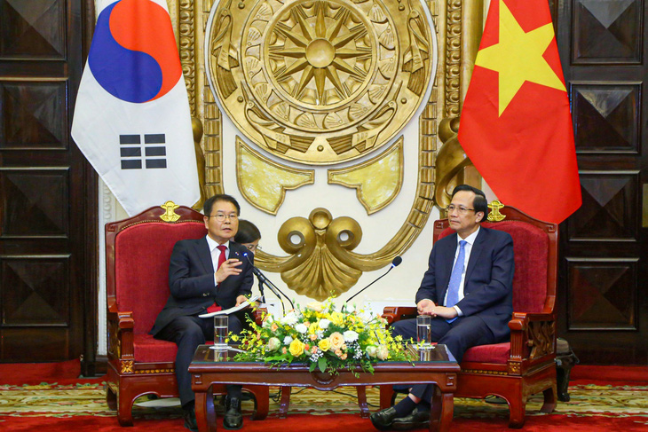 Bộ trưởng Hàn Quốc: Sẽ tham mưu Chính phủ tăng ngành nghề và số lao động từ Việt Nam - Ảnh 1.