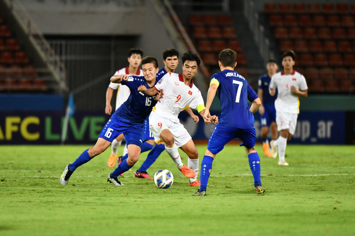 U17 Việt Nam bị loại khỏi Giải U17 châu Á 2023 sau thất bại trước U17 Uzbekistan - Ảnh: AFC