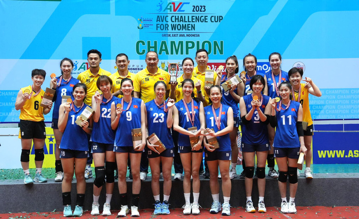 Đội tuyển bóng chuyền nữ Việt Nam vô địch AVC Challenger Cup 2023 - Ảnh: AVC