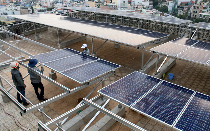 Tháng 9, TP.HCM lắp đặt điện mặt trời trên mái nhà công sở