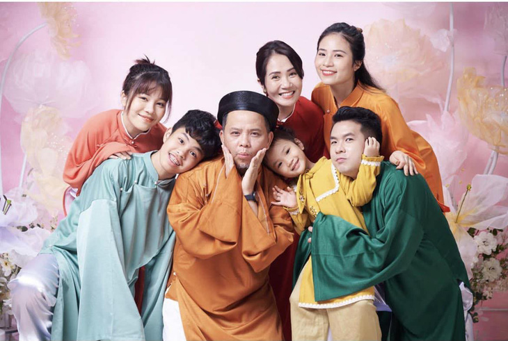 10 gia đình sao Việt đông con bậc nhất showbiz - Ảnh 4.