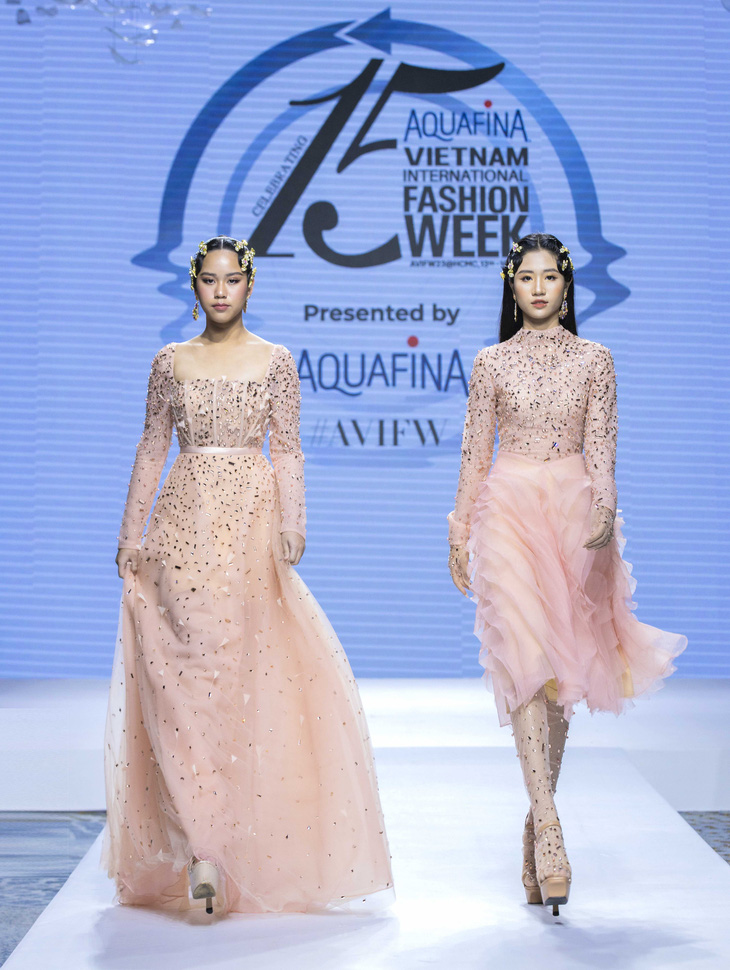 Singapore, Hà Lan, Úc… tham gia Tuần lễ thời trang quốc tế Việt Nam 2023 - Ảnh 5.