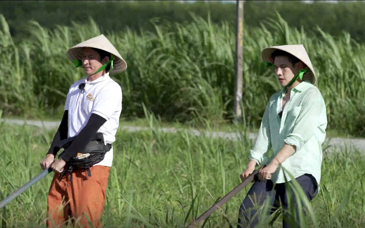 Huy Khánh - Duy Khánh bắt tay trải nghiệm show thực tế mưu sinh