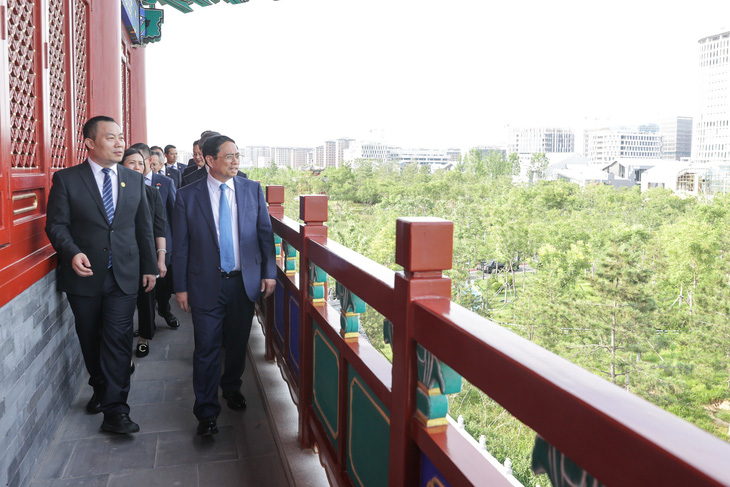 Thủ tướng Phạm Minh Chính thăm khu mới Hùng An - Trung Quốc - Ảnh 2.