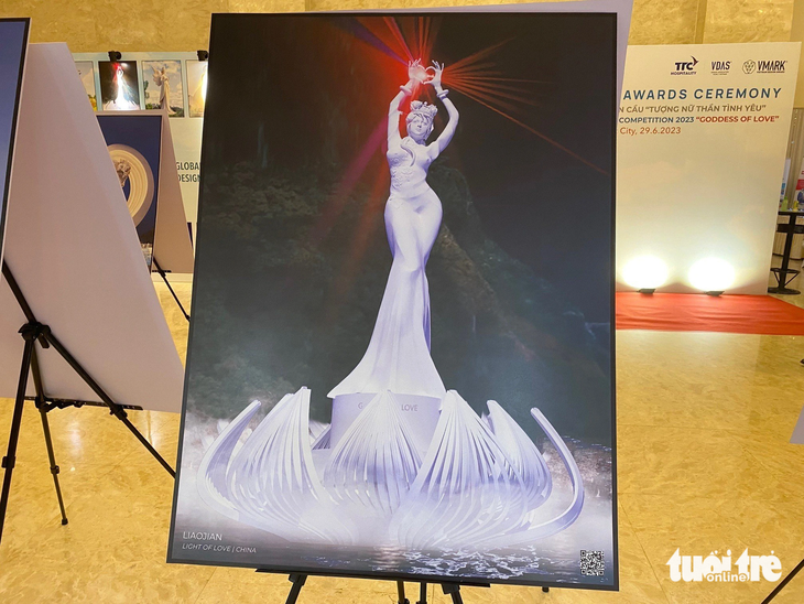 6 tác phẩm đoạt giải cuộc thi thiết kế Tượng nữ thần tình yêu cho Đà Lạt - Ảnh 8.